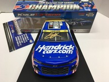 KYLE LARSON AUTOGRAPHED 5 HENDRICKCARS.COM 2021 CHAMPION CAMARO ZL1 1/24