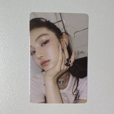 Danielle New Jeans Official Photocard Album ''Get Up'' Kpop