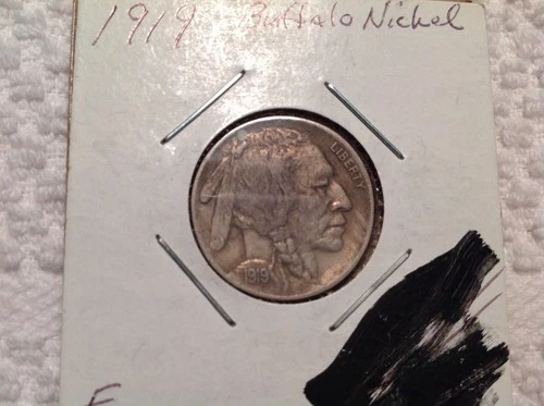 1919 Buffalo / Indian Head Nickel, USA 5C Coin, Nice Condition