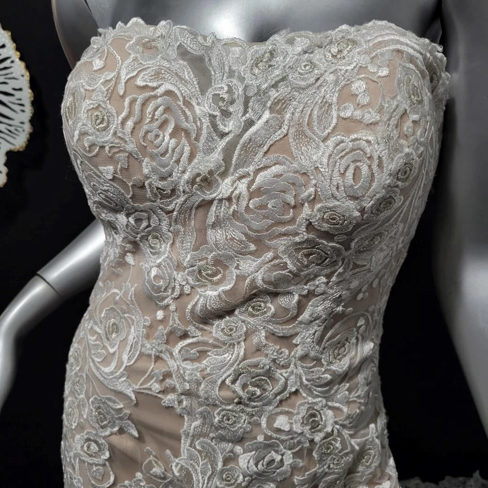 NUEVO CON ETIQUETAS~$1780~ALLURE COUTURE~4/6~VESTIDO DE NOVIA TREN DESMONTABLE DESNUDO MARFIL SIN TIRANTES Foto 4 de 4