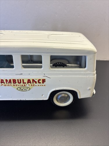 Vintage Pressed Steel Nylint Ford Econoline Ambulance Van - Picture 8 of 14