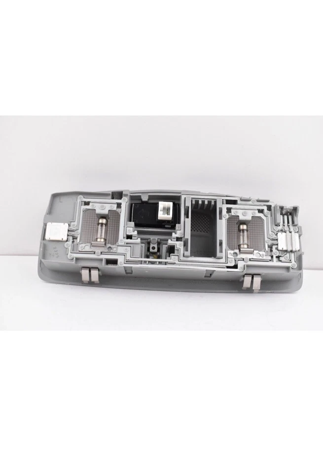 2008 - 2018 Mitsubishi Outlander OEM верхняя консоль купол карта свет 8401A009ZZ - Изображение 4 из 4