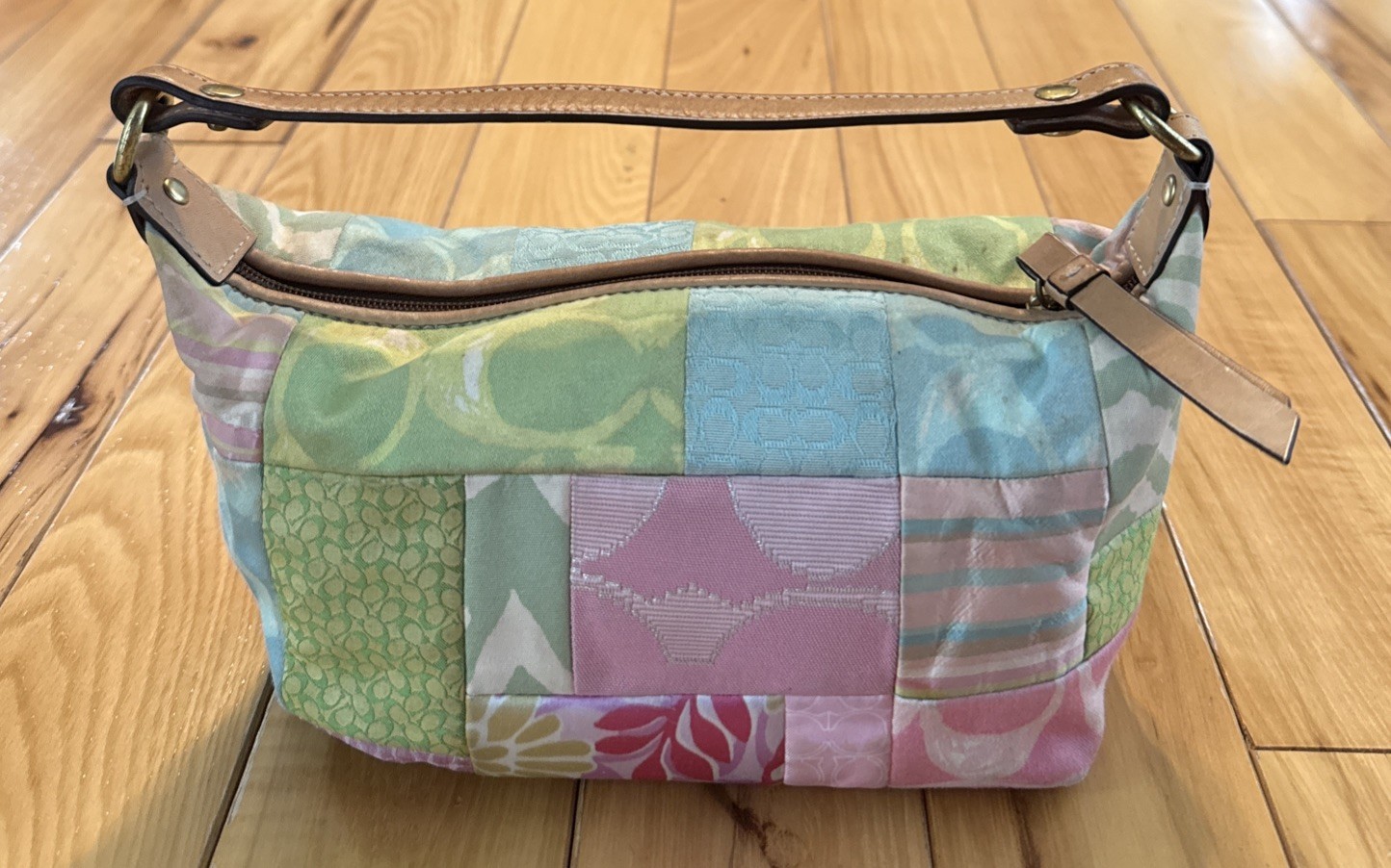 COACH Signature Patchwork Multi Shoulder Pouch Bag Vi… - Gem