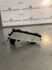 Mercedes-Benz GLC X253 C253 2017 Schalter Sitzheizung A2139057502 VLC6954 Mercedes-Benz GLC X253 C253 2017 Schalter Sitzheizung A2139057502 VLC6954