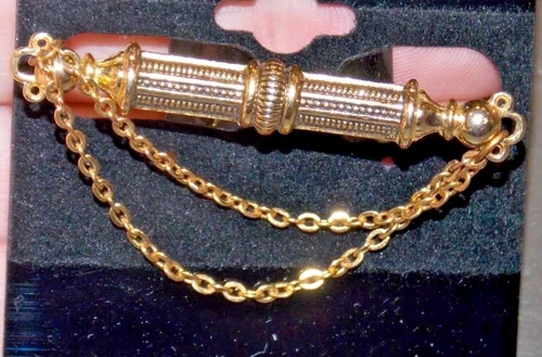 Vintage Rod Bar Pin Chain Detail Goldtone Brooch Costume Jewelry Unsigned