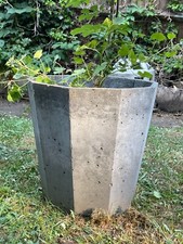 Gmtrx 380 mm x 396 x 374 mm Seni Lawal concrete Decagonal frustum