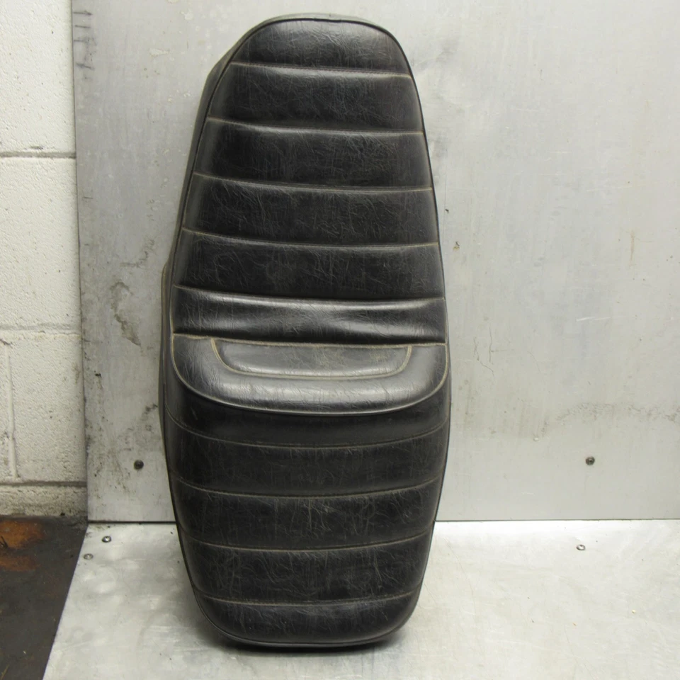 Yamaha XS400S Heritage 1980 asiento especial 3F9-W2472-00-00 Foto 2 de 4