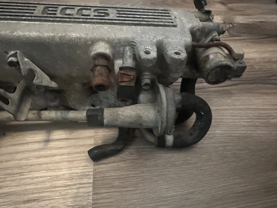 Colector de admisión superior motor Nissan 240SX KA24E 89-90 S13 SOHC carrocería dura Foto 3 de 4