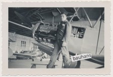 B&ouml;blingen Flugplatz Hangar Flugzeuge Bordmonteure  Vorkriegszeit (3368n)