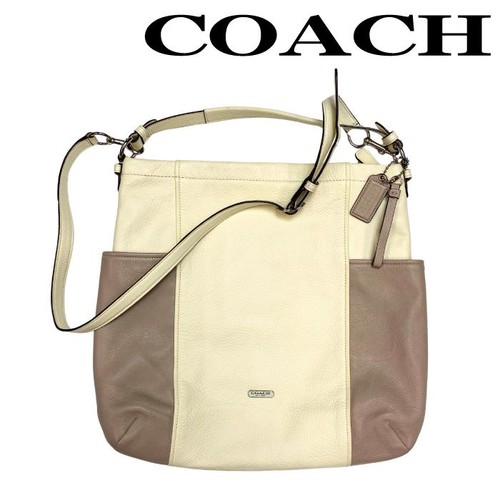 Used Very Good Coach Shoulder Bag Brand Off White Light Gray R-Coach-B-0062-04