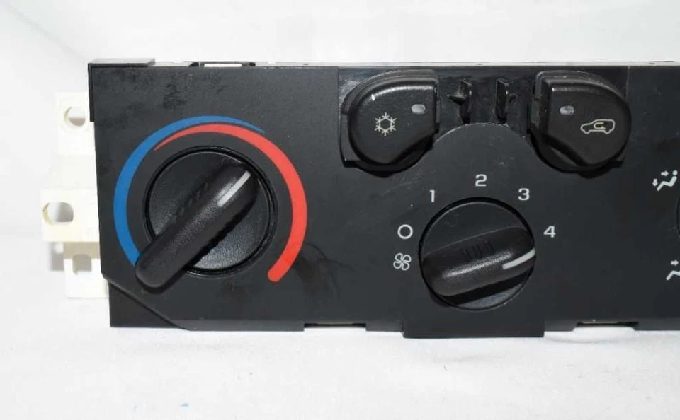 Climatizador de control de temperatura de CA para 04-12 CANYON B3D11 Foto 2 de 4