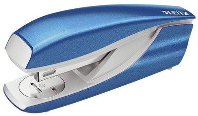 Leitz 5502-10-36 5502 Büroheftgerät NeXXt, Metall, 30 Blatt, blau metallic