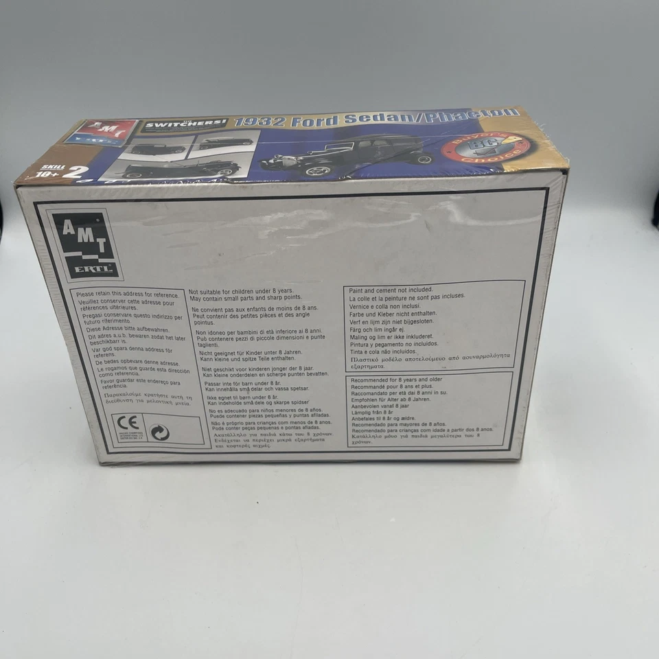 AMT ERTL 1932 Ford Sedán Phaeton Coche Escala 1/25 Modelo Kit Nuevo Precintado Foto 2 de 2