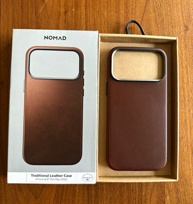 Nomad Traditional Leather Back Case Brown for iPhone 17 Pro Max 6.9 2025 MagSafe