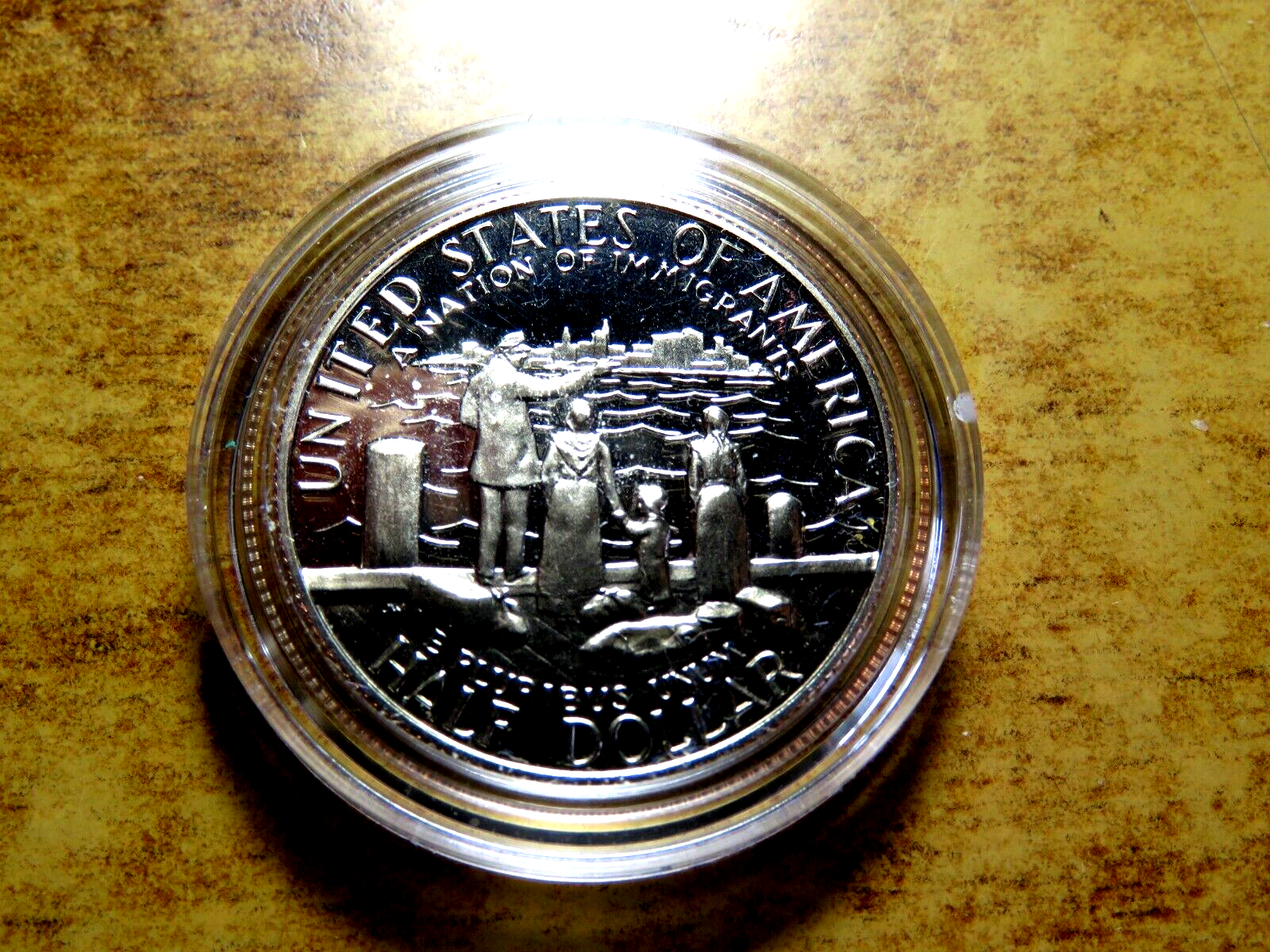 Foto 3 di 3