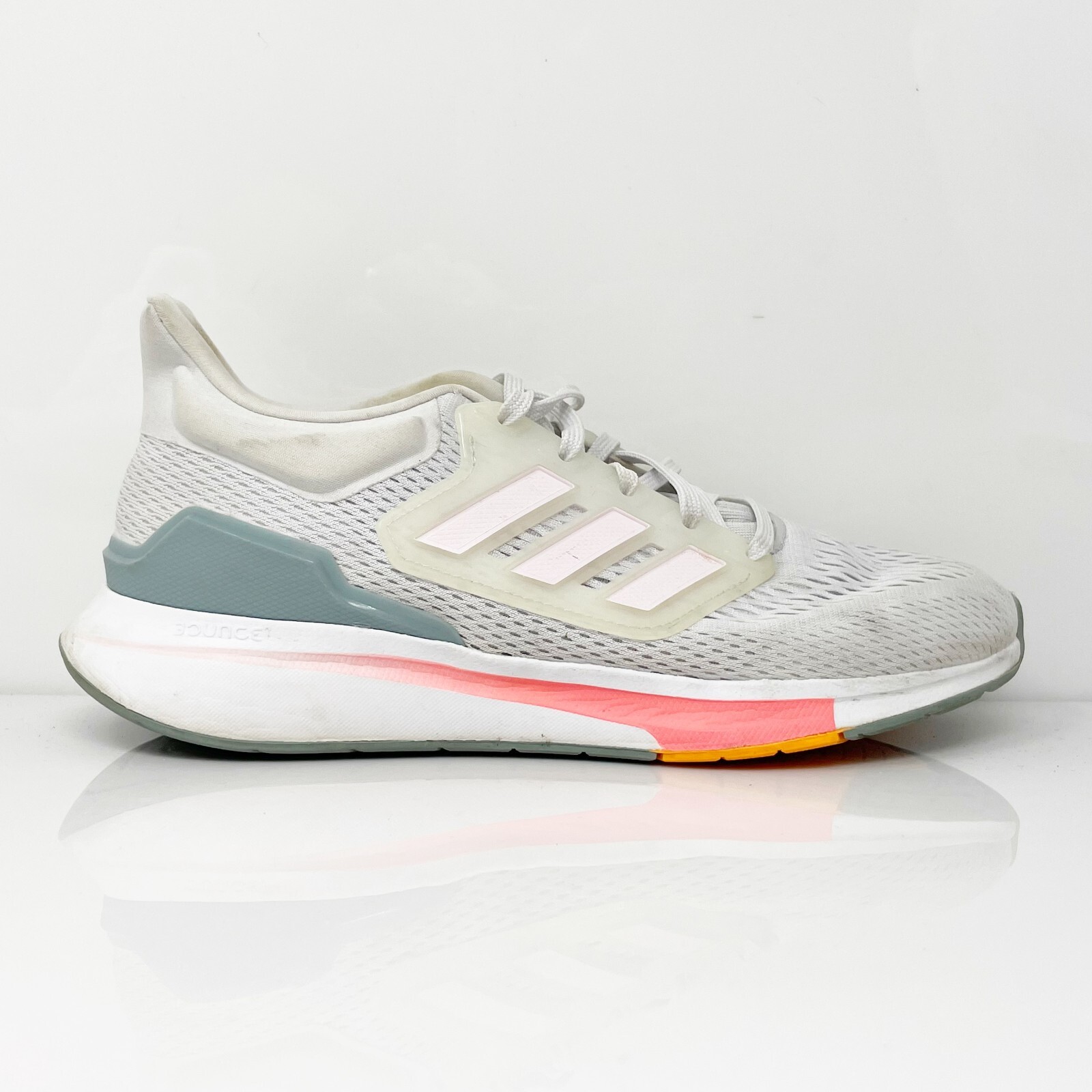 Adidas Womens EQ21 Run GZ0588 Gray Running Shoes Sneakers Size 7.5 Adidas Womens EQ21 Run GZ0588 Gray Running Shoes Sneakers Size 7.5