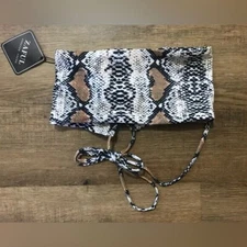 ZAFUL Women's Snakeskin Print Lace-up Bandeau Bikini Top, Size Medium (US6)