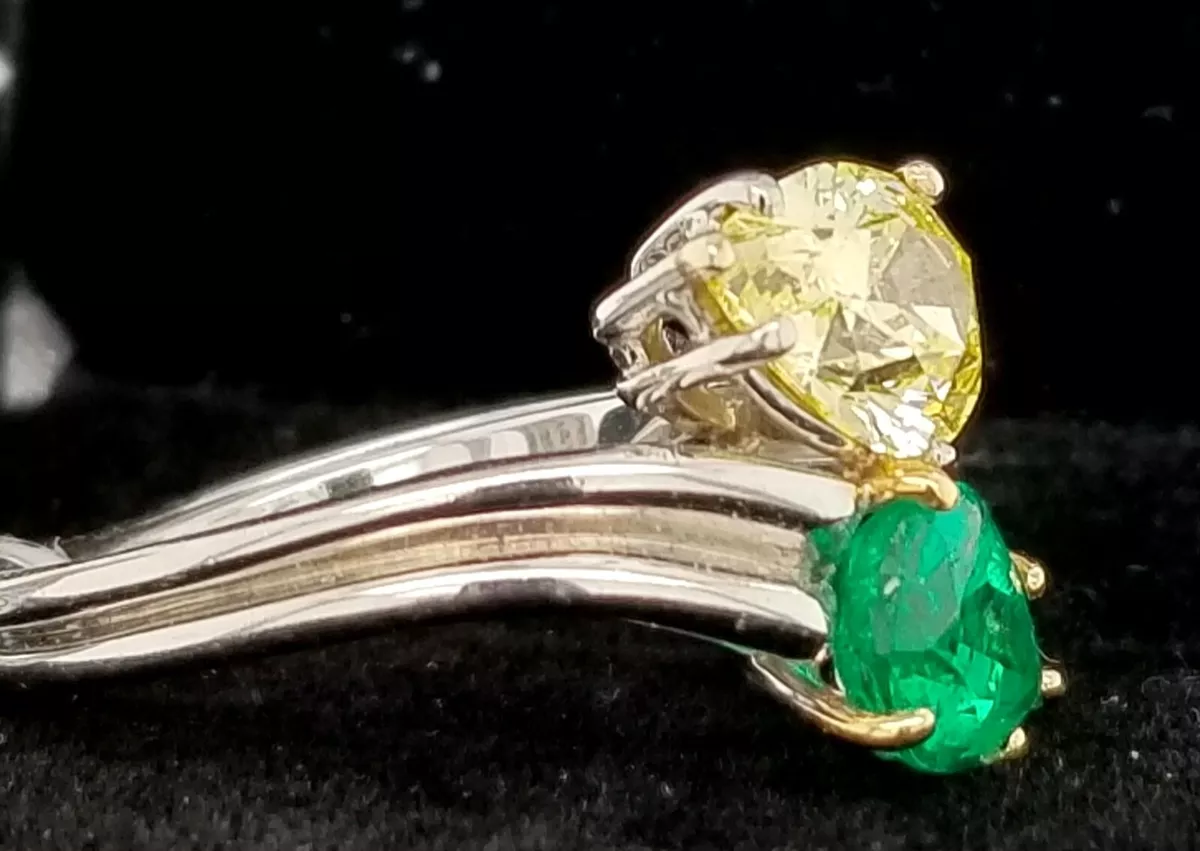 Vintage Harry Winston Colombian Emerald Diamond Platinum toi et moi Ring 2.69ct
