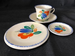 FINE VINTAGE 4 PIECE SUSIE COOPER BURSLEM POTTERY HAND PAINTED PART TEA SET