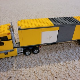 LEGO City: LEGO City Truck (3221) incomplete Retired Set READ