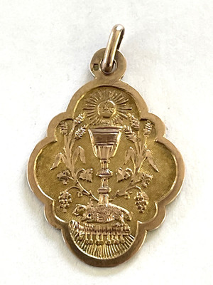 Antiker Anhänger religiöse Medaille Kelch massiv Silber vergoldet Vermeil 19.Jh.