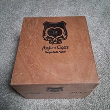 Asylum 13 Empty Wood Cigar Box Seperating Tray Lid 8x7x6"