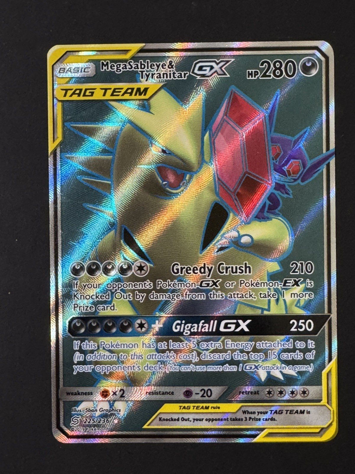 SM - Unified Minds #225/236 Mega Sableye & Tyranitar GX (Full Art) NM