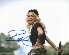 SEXY SINGER RITA ORA SIGNED 8X10 PHOTO W/COA MODEL RIHANNA R.I.P. HOW WE DO