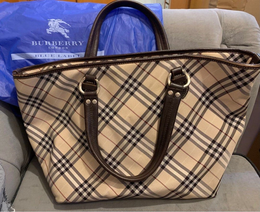 Share 104+ burberry bags singapore online latest kidsdream.edu.vn