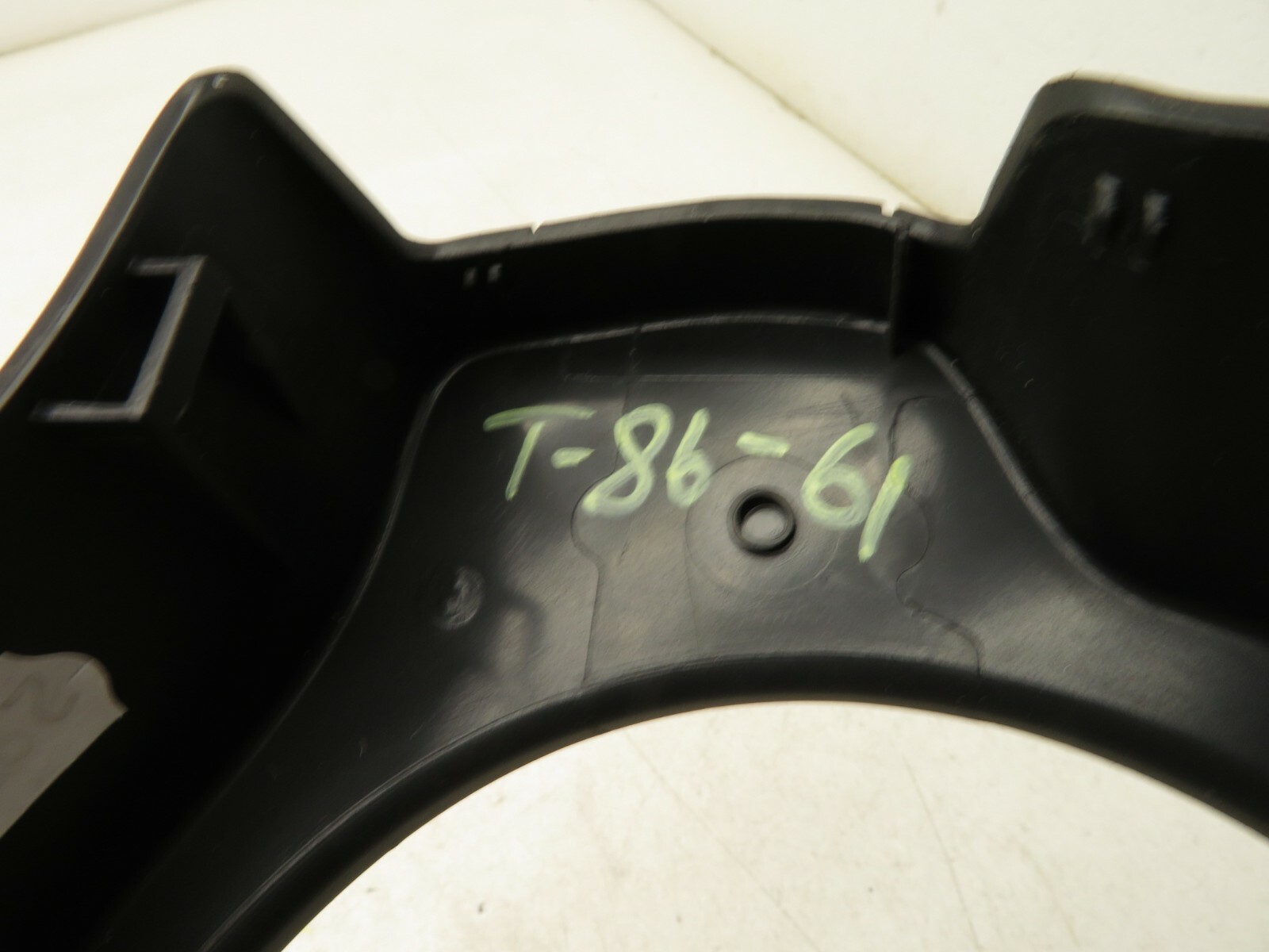 2014 - 2017 MASERATI GHIBLI FRONT STEERING COLUMN BEZEL TRIM COVER BLACK OEM