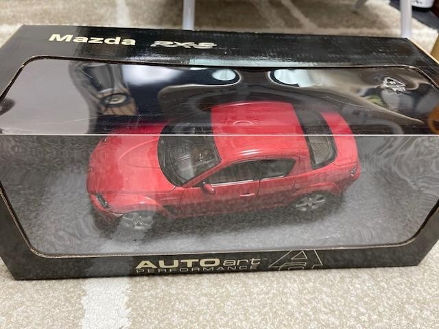 AUTOart製！ 1/18ラージサイズミニカー☆マツダRX-8 (グレー)箱