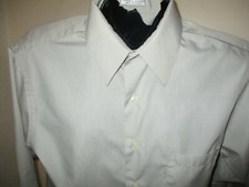 Men's Van Heusen Poplin Long Sleeve Button Down Shirt Size M Medium