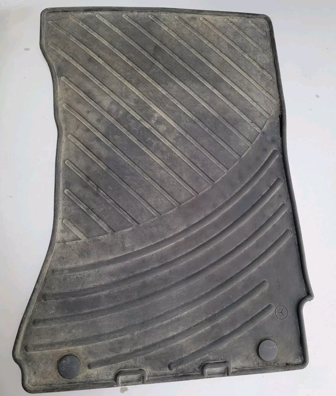 2007-2009 Mercedes-Benz W221 S550 S63 S600 S65 Right Front FLOOR MAT Genuine OEM