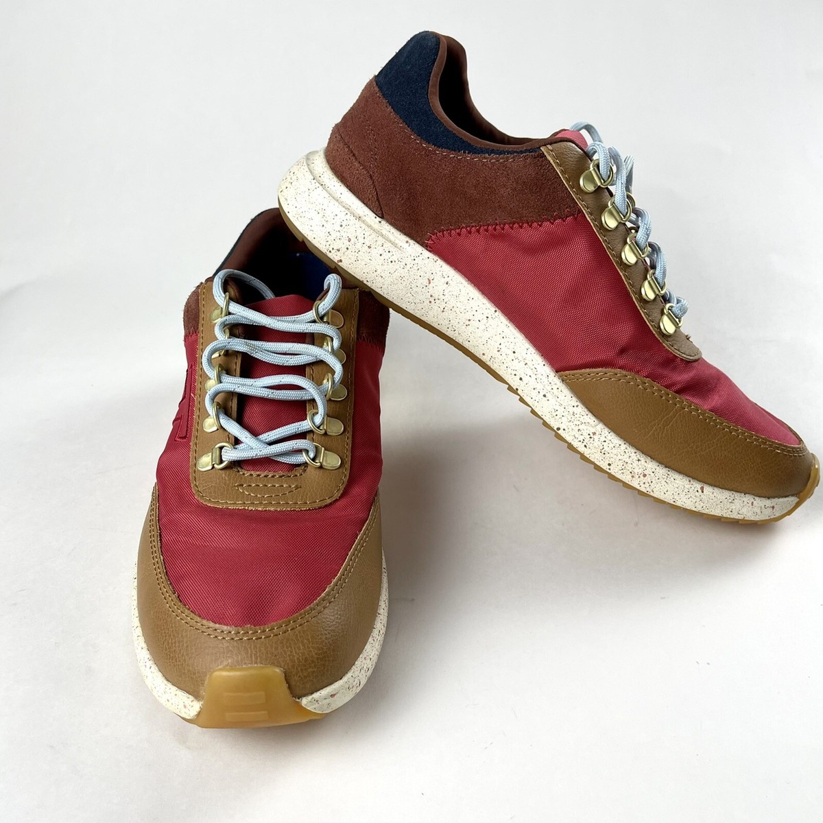 Womens size 8W Toms shoes red tennis shoes - Main Image