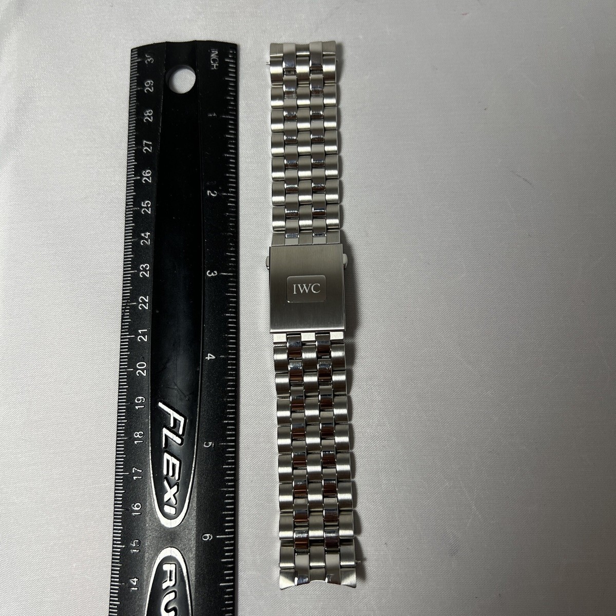 Authentic IWC 21mm - 21mm Steel Watch Bracelet For Big Pilot Authentic IWC 21mm - 21mm Steel Watch Bracelet For Big Pilot
