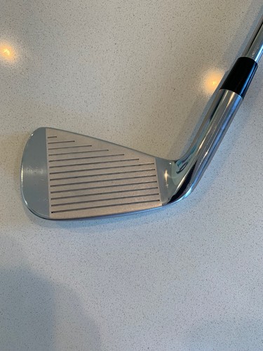 Taylormade Tour Issue 300 Forged Lehman grind 2 iron - Picture 2 of 3
