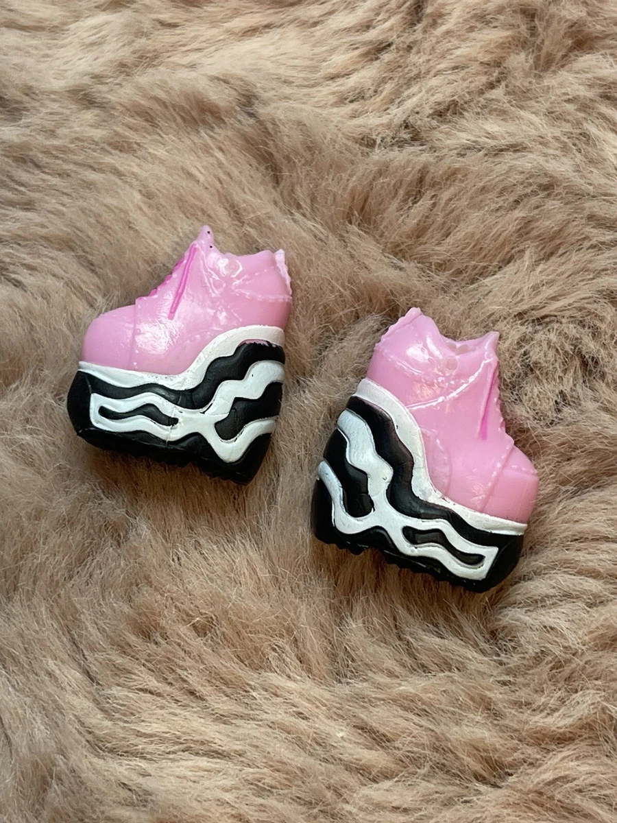 LOL Surprise Dolls OMG DOLL Shoes CHILLAX Pink Black Sneaker Hi
