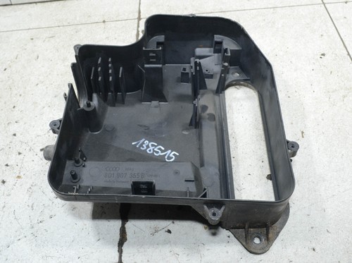 AUDI A4 B5 8D Avant Bj 99 Gehäuse Kasten Motorsteuergerät 138515-H184