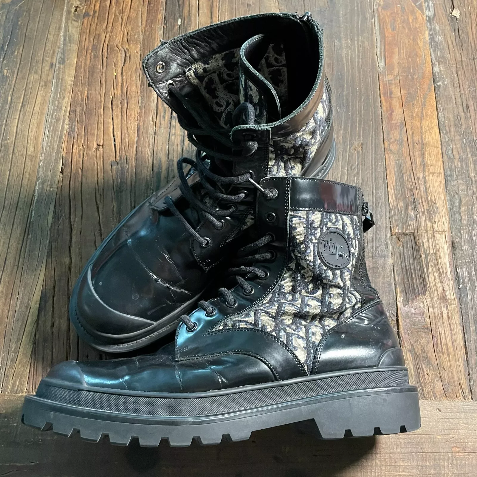 Bottines Christian Dior Explorer homme 10,5 noir fermeture éclair fabriquées en Italie