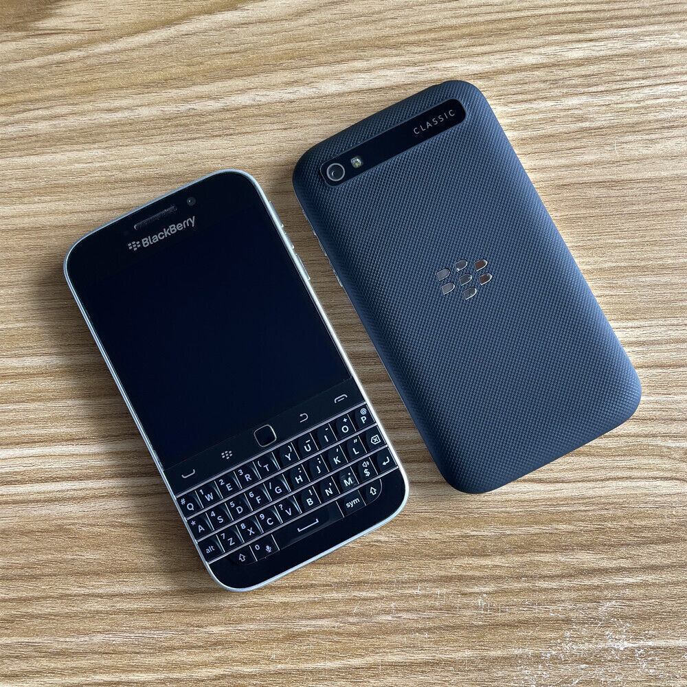A++ BlackBerry Classic Q20 Black 6 GB - (Unlocked) 4G Qwerty A++ BlackBerry Classic Q20 Black 6 GB - (Unlocked) 4G Qwerty