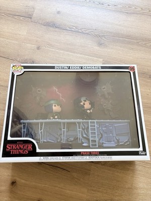 Funko Pop! Moments Deluxe Stranger Things Dustin, Eddie, Demobats Phase Three