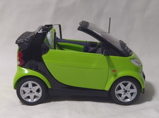 Minichamps Smart Cabrio 1:43 Diecast Green Black Convertible Model Car