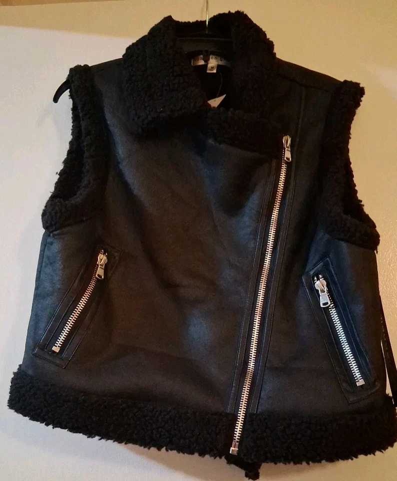 Chaleco Sherpa Madden Girl Nuevo con Etiquetas Negro Imitación Piel de Oveja Talla XSmall Foto 3 de 4