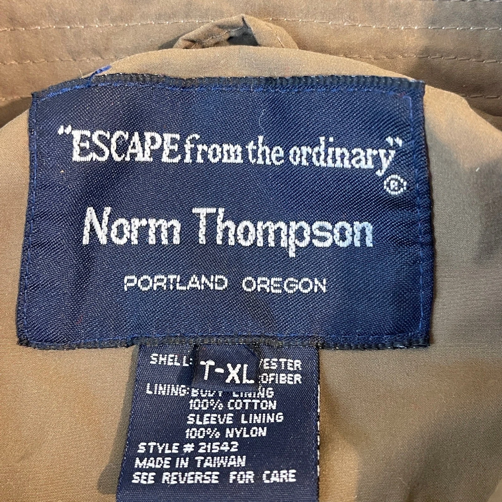 Norm Thompson Escape from the Ordinary Jacket Mens XL Tall Microfiber Brown - product detail image 2