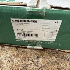Schneider Easy9 EZ9ER5R5MREB Consumer Unit 100A Mains Incomer INCLUDING 10 MCBs