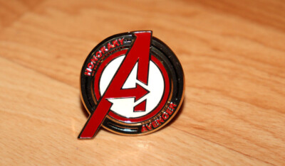 アベンジャーズピンバッジコレクション MARVEL PINBADGE Marvel's Avengers Earth's Mightiest Honorary Avenger Pin / Badge