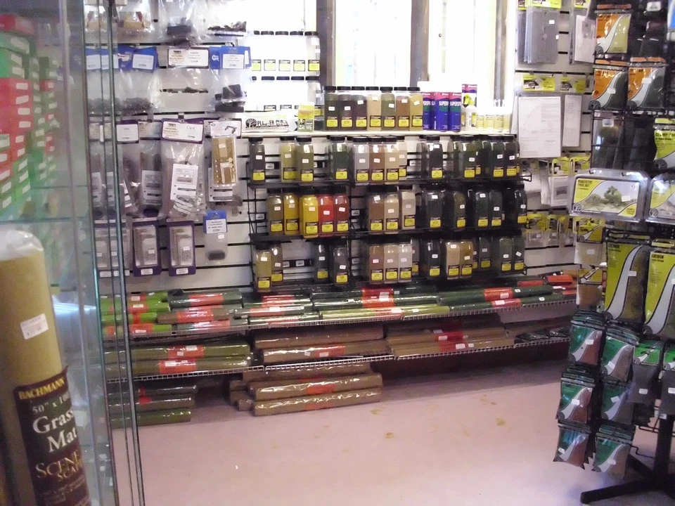 PECO PL-11 - 1 x Surface Mounted Point Motor 00/N/0 Gauge + Plus 2nd Class Post - Image 3 of 4