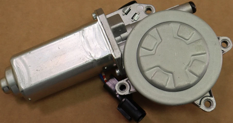 OEM Factory 92-02 Trooper Power Window Motor 97165863 New Old Stock NOS - Image 2 of 4