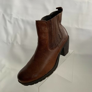 boc leather ankle boots