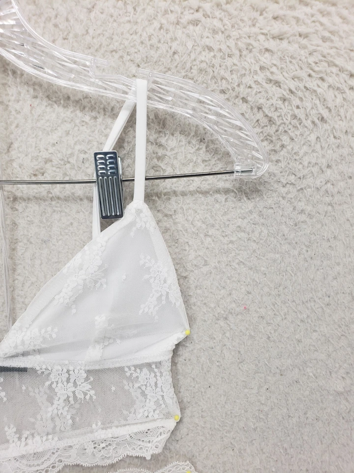 Top de mujer de zorro blanco extra pequeño blanco mezcla de nailon floral encaje camisola recortada Foto 3 de 4